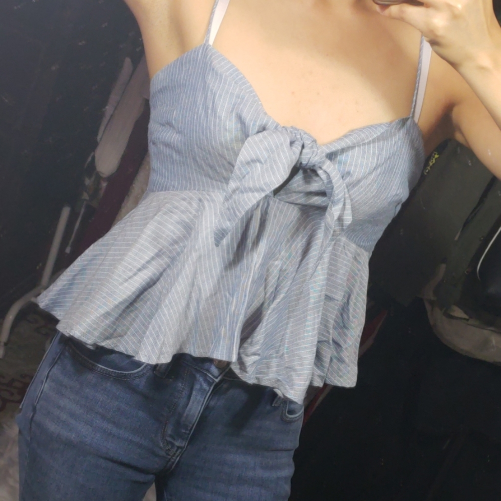 Sale❤Ruffle loose blouse